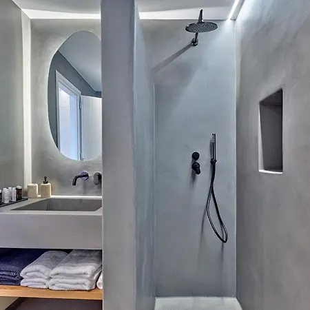 Villa Rojo Santa Maria (Paros)