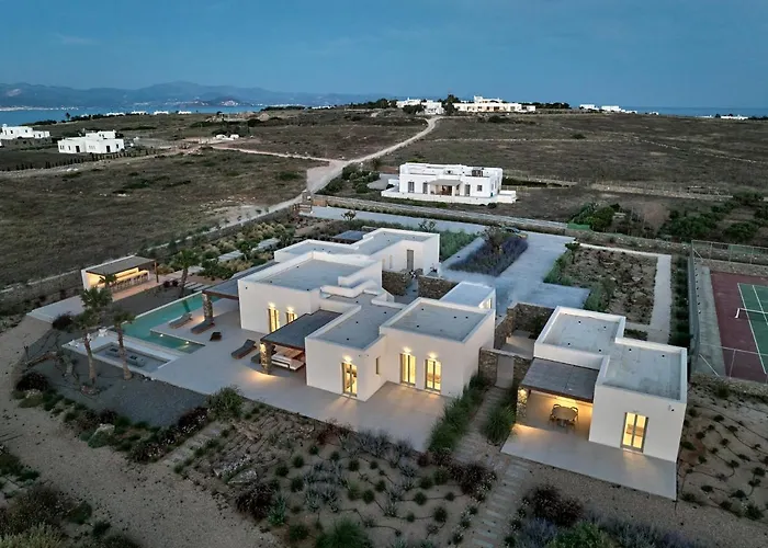 Rojo Vila Santa Maria (Paros)